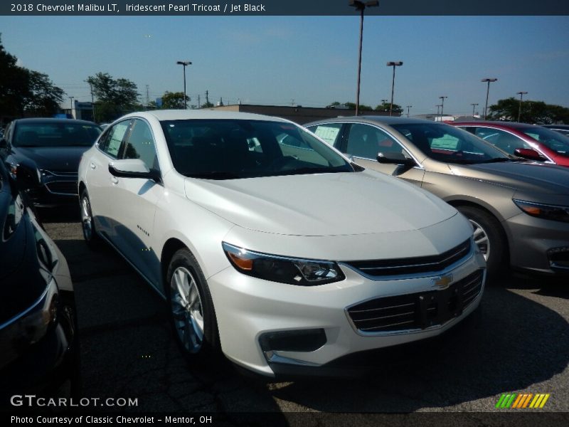 Iridescent Pearl Tricoat / Jet Black 2018 Chevrolet Malibu LT
