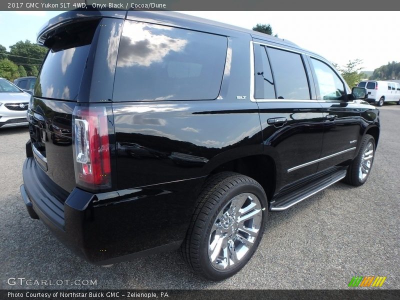 Onyx Black / Cocoa/Dune 2017 GMC Yukon SLT 4WD