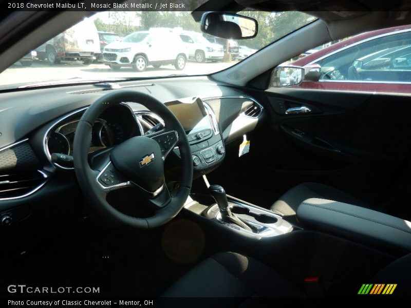 Mosaic Black Metallic / Jet Black 2018 Chevrolet Malibu LT
