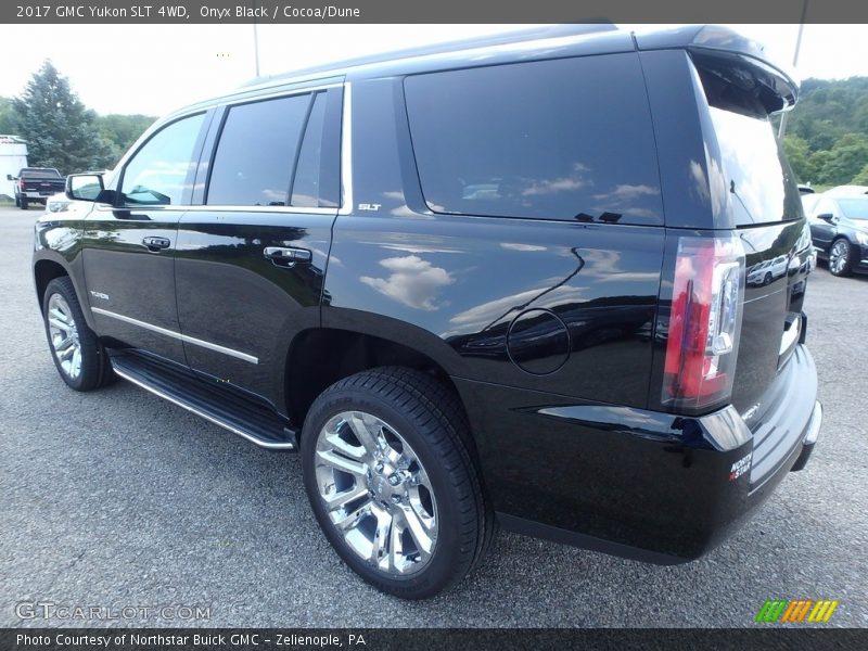 Onyx Black / Cocoa/Dune 2017 GMC Yukon SLT 4WD