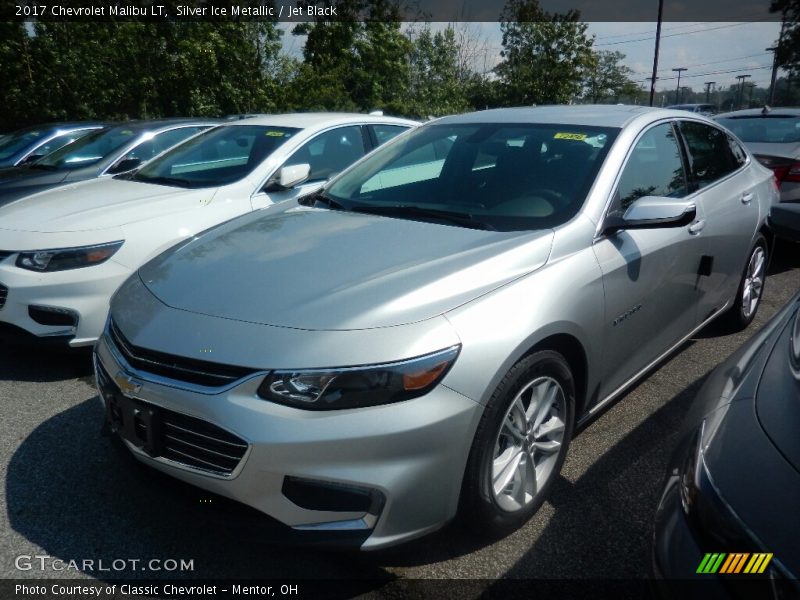 Silver Ice Metallic / Jet Black 2017 Chevrolet Malibu LT