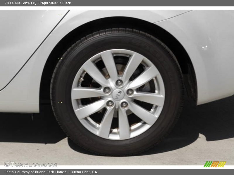 Bright Silver / Black 2014 Kia Forte LX