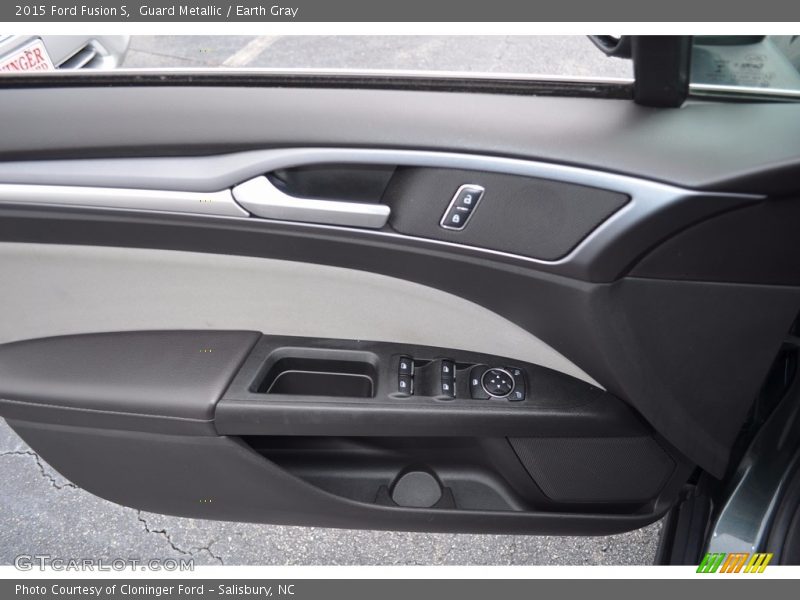 Guard Metallic / Earth Gray 2015 Ford Fusion S