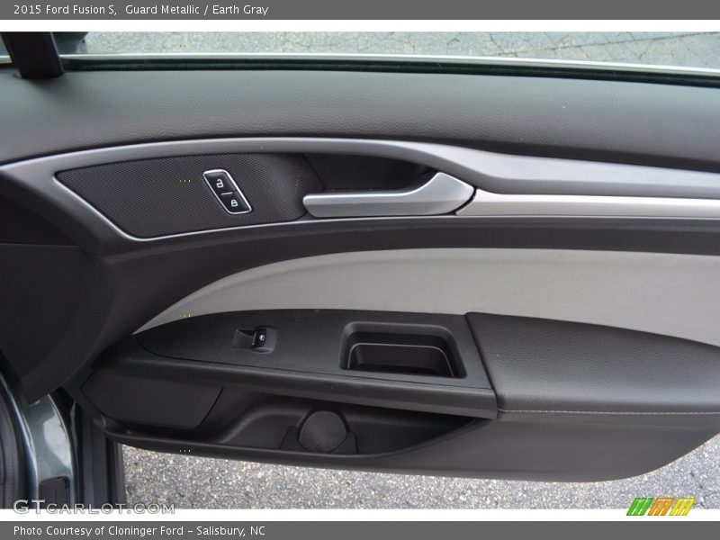 Guard Metallic / Earth Gray 2015 Ford Fusion S