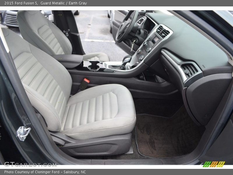 Guard Metallic / Earth Gray 2015 Ford Fusion S