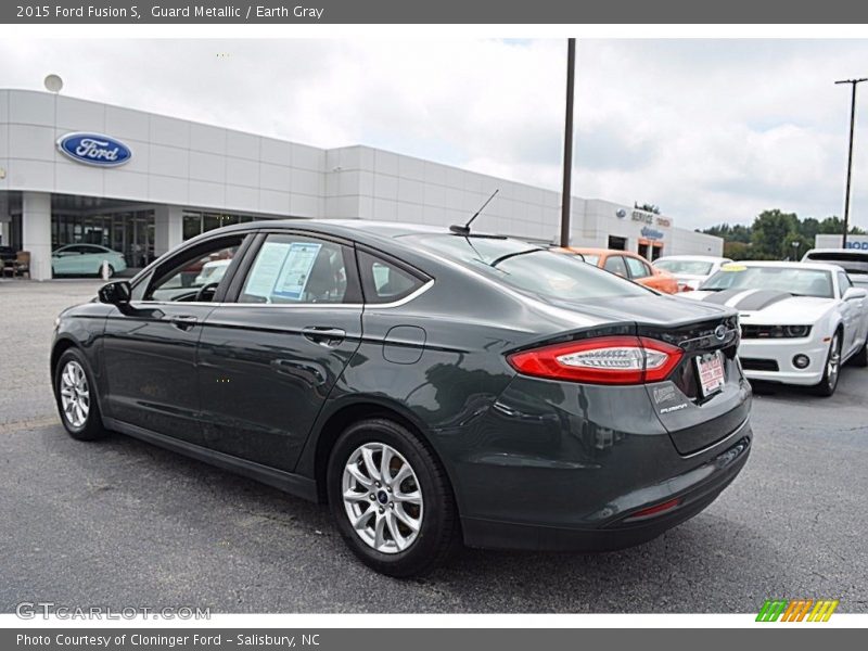Guard Metallic / Earth Gray 2015 Ford Fusion S