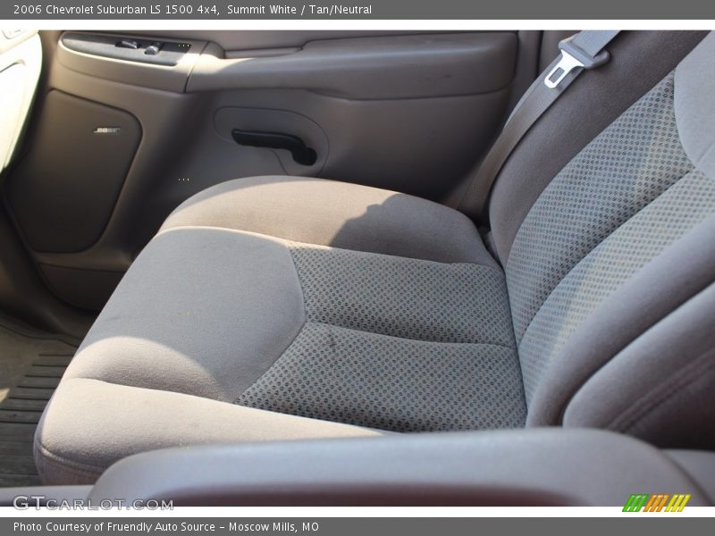 Summit White / Tan/Neutral 2006 Chevrolet Suburban LS 1500 4x4