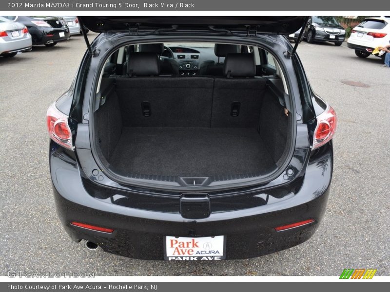 Black Mica / Black 2012 Mazda MAZDA3 i Grand Touring 5 Door