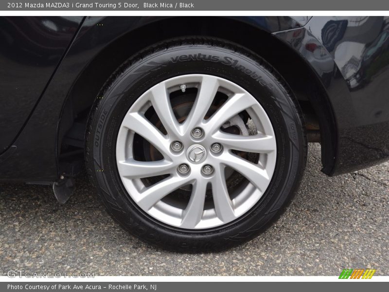 Black Mica / Black 2012 Mazda MAZDA3 i Grand Touring 5 Door