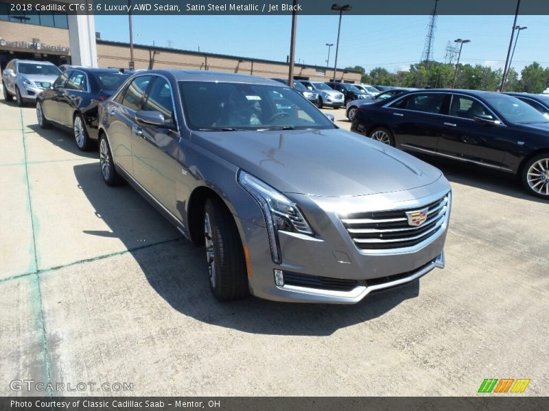 Front 3/4 View of 2018 CT6 3.6 Luxury AWD Sedan