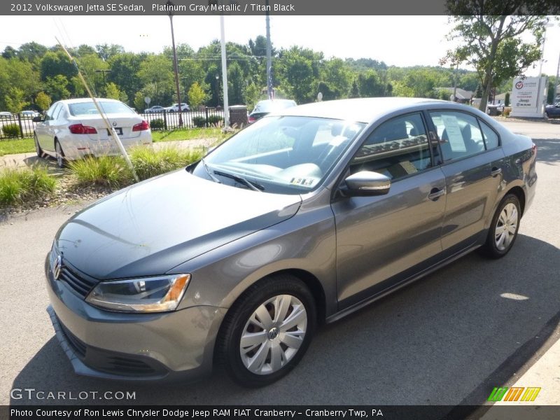 Platinum Gray Metallic / Titan Black 2012 Volkswagen Jetta SE Sedan