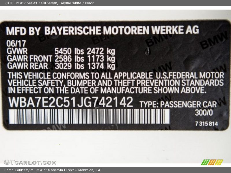 Alpine White / Black 2018 BMW 7 Series 740i Sedan