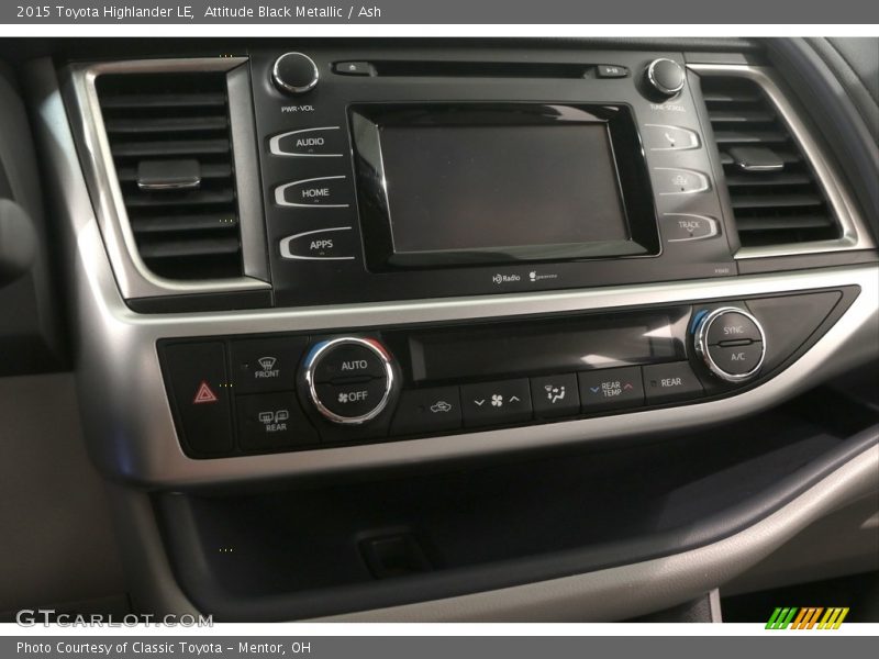 Attitude Black Metallic / Ash 2015 Toyota Highlander LE