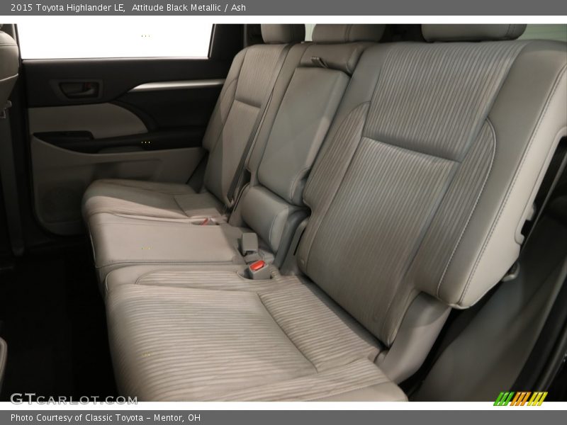 Attitude Black Metallic / Ash 2015 Toyota Highlander LE