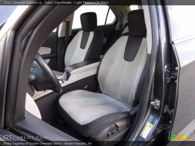 Cyber Gray Metallic / Light Titanium/Jet Black 2011 Chevrolet Equinox LS