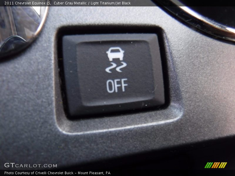 Cyber Gray Metallic / Light Titanium/Jet Black 2011 Chevrolet Equinox LS