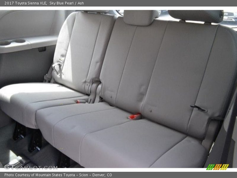 Sky Blue Pearl / Ash 2017 Toyota Sienna XLE