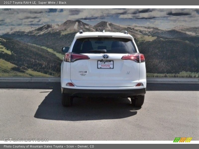 Super White / Black 2017 Toyota RAV4 LE
