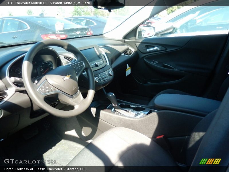 Summit White / Jet Black 2018 Chevrolet Malibu LS