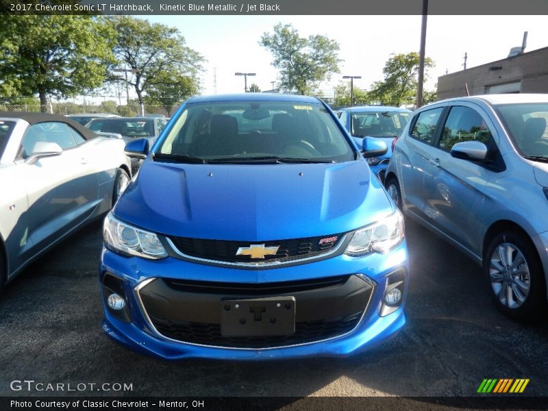 Kinetic Blue Metallic / Jet Black 2017 Chevrolet Sonic LT Hatchback
