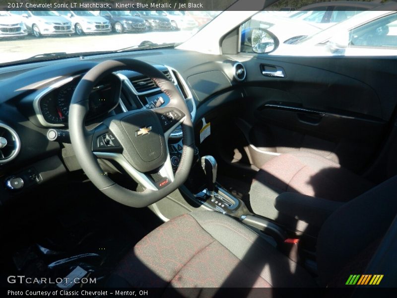 Kinetic Blue Metallic / Jet Black 2017 Chevrolet Sonic LT Hatchback