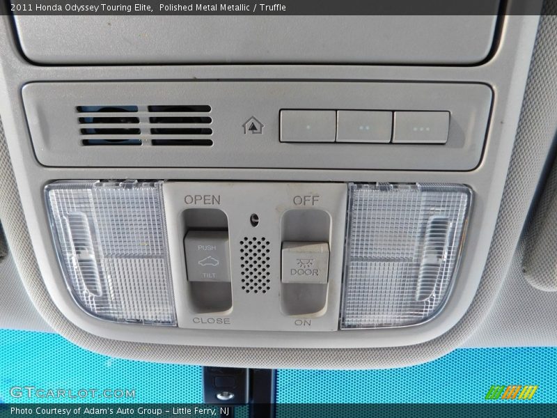 Polished Metal Metallic / Truffle 2011 Honda Odyssey Touring Elite
