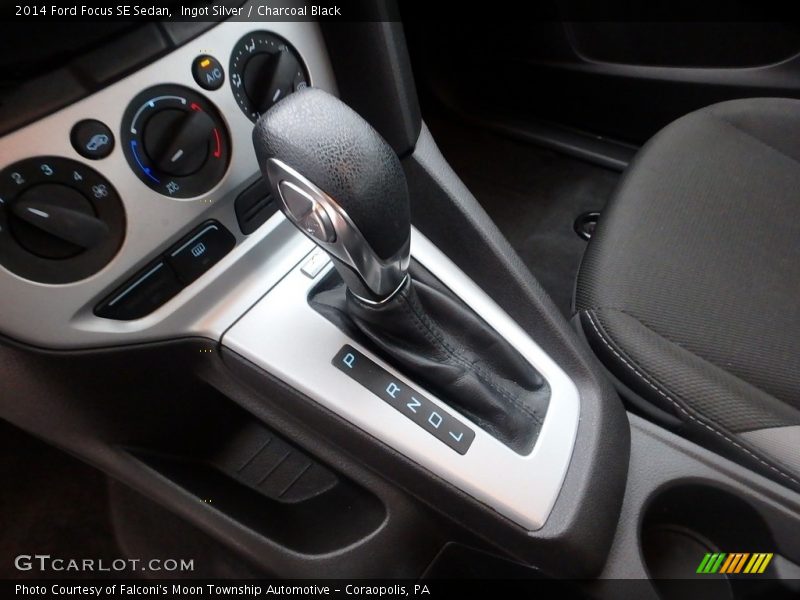 Ingot Silver / Charcoal Black 2014 Ford Focus SE Sedan