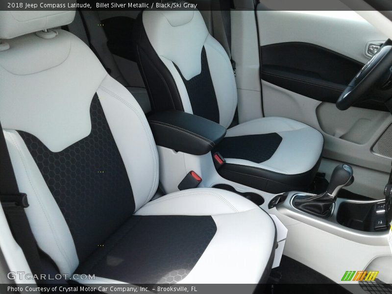 Front Seat of 2018 Compass Latitude