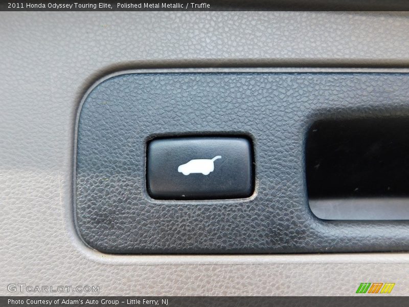 Polished Metal Metallic / Truffle 2011 Honda Odyssey Touring Elite