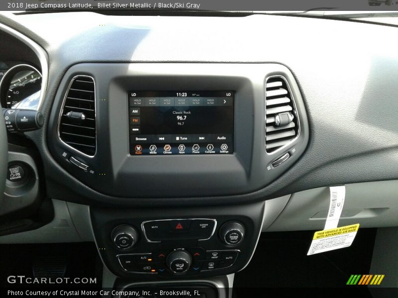 Billet Silver Metallic / Black/Ski Gray 2018 Jeep Compass Latitude