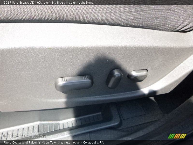 Lightning Blue / Medium Light Stone 2017 Ford Escape SE 4WD