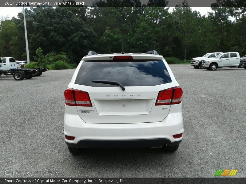 Vice White / Black 2017 Dodge Journey SXT