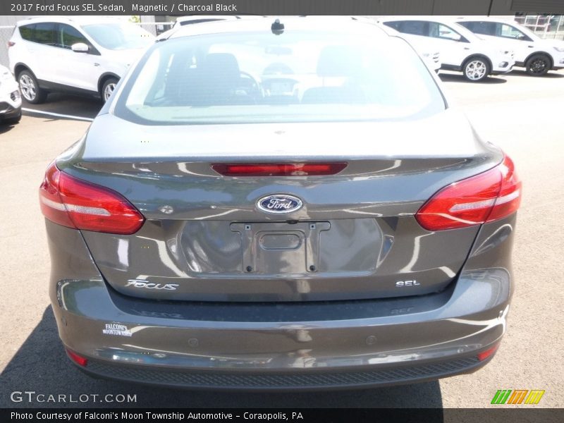 Magnetic / Charcoal Black 2017 Ford Focus SEL Sedan