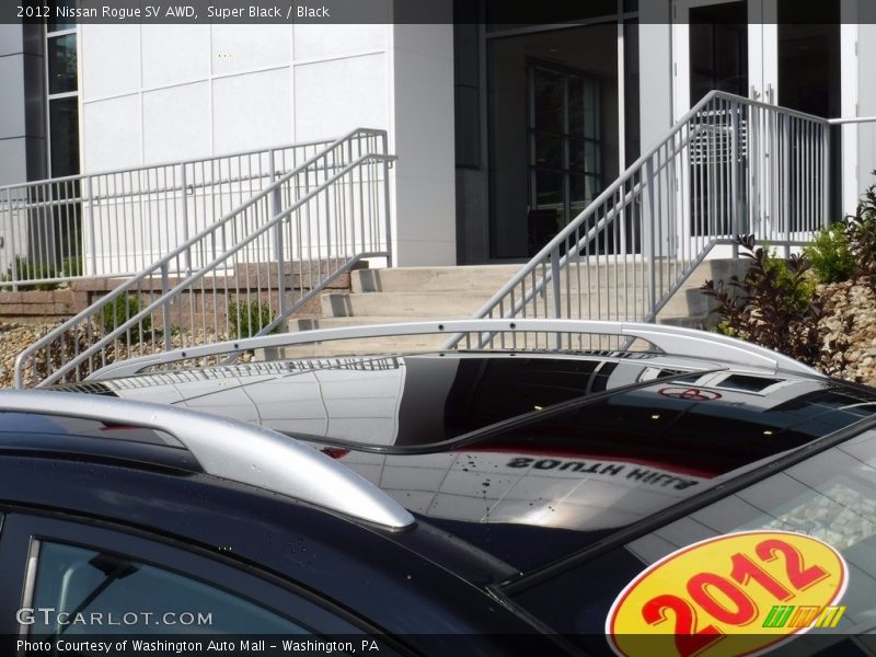Super Black / Black 2012 Nissan Rogue SV AWD