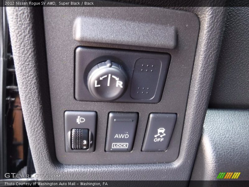 Super Black / Black 2012 Nissan Rogue SV AWD