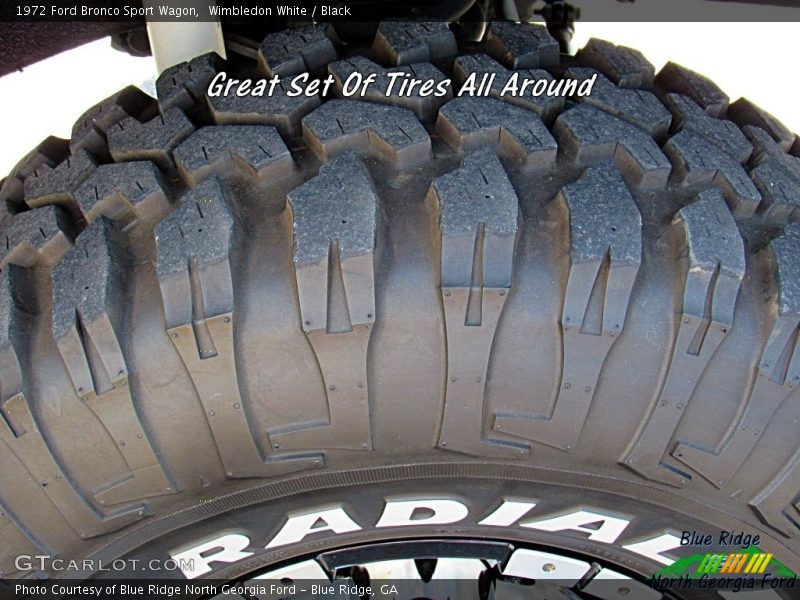 Wimbledon White / Black 1972 Ford Bronco Sport Wagon