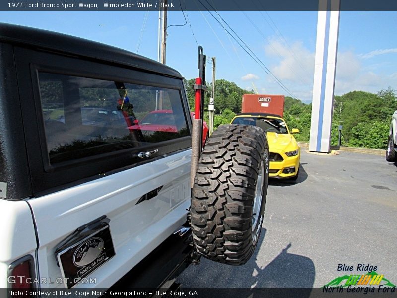 Wimbledon White / Black 1972 Ford Bronco Sport Wagon