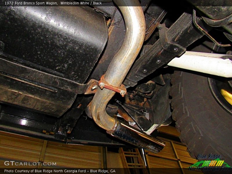 Wimbledon White / Black 1972 Ford Bronco Sport Wagon