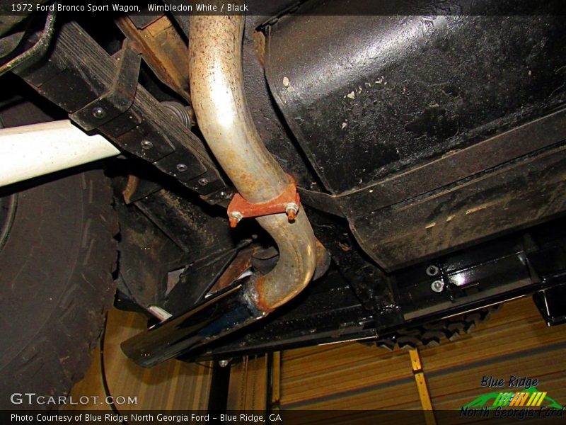 Wimbledon White / Black 1972 Ford Bronco Sport Wagon