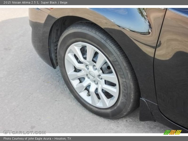 Super Black / Beige 2015 Nissan Altima 2.5 S