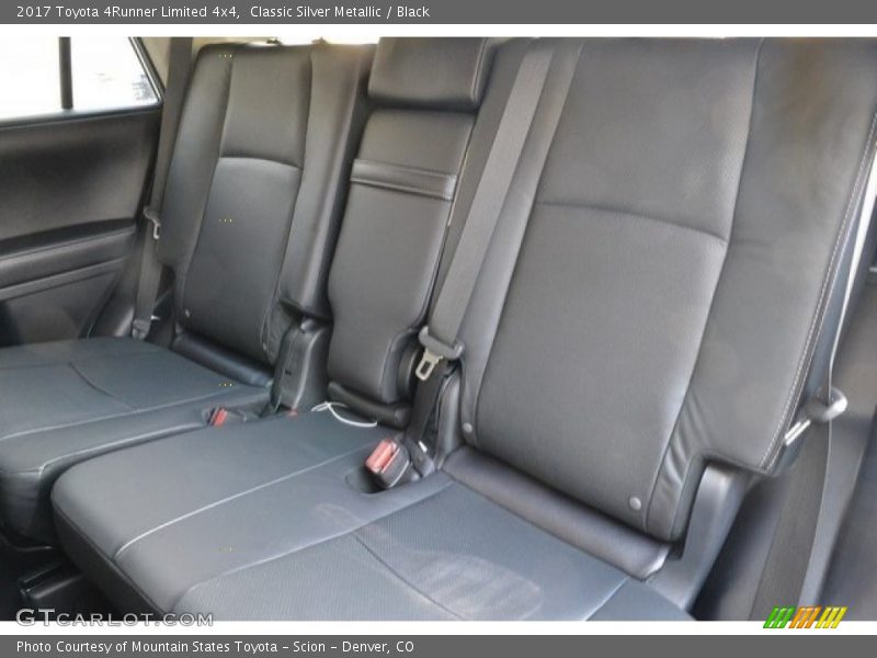 Classic Silver Metallic / Black 2017 Toyota 4Runner Limited 4x4