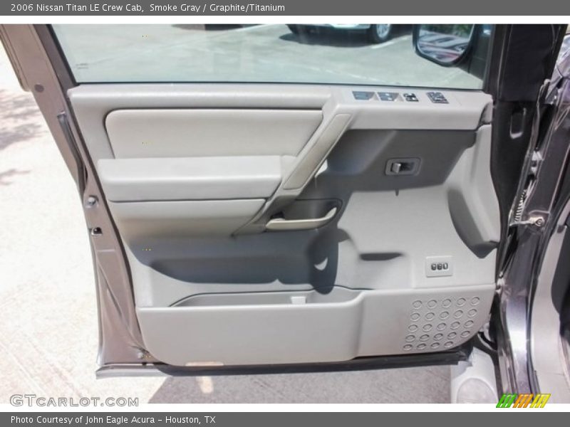 Smoke Gray / Graphite/Titanium 2006 Nissan Titan LE Crew Cab