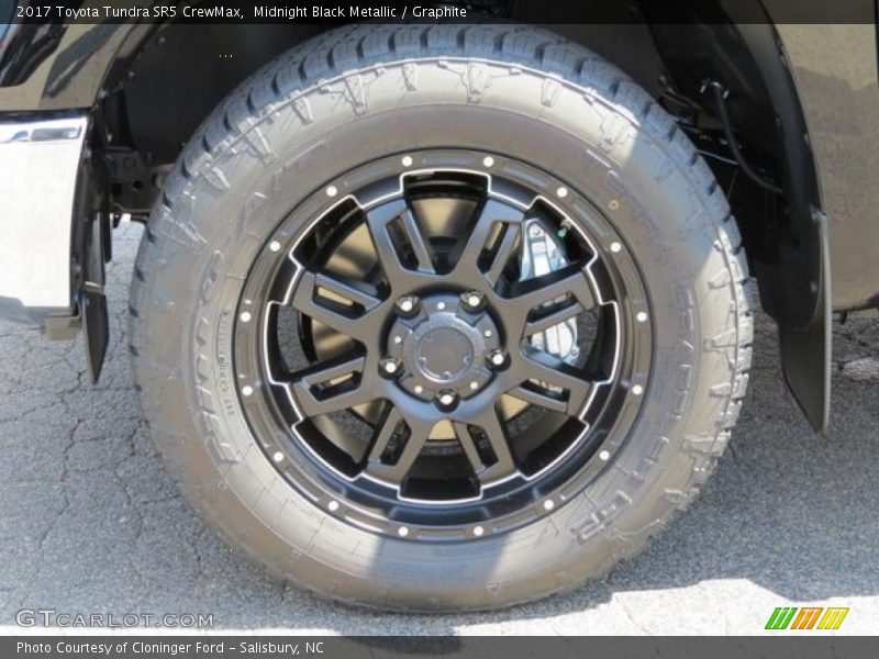 Midnight Black Metallic / Graphite 2017 Toyota Tundra SR5 CrewMax