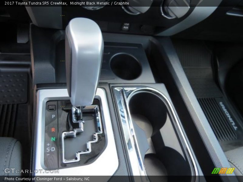 Midnight Black Metallic / Graphite 2017 Toyota Tundra SR5 CrewMax