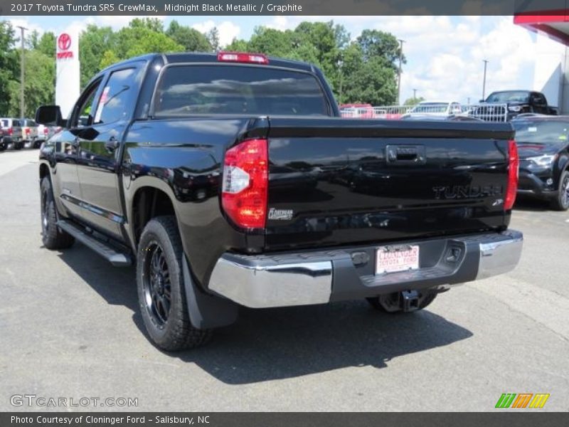Midnight Black Metallic / Graphite 2017 Toyota Tundra SR5 CrewMax