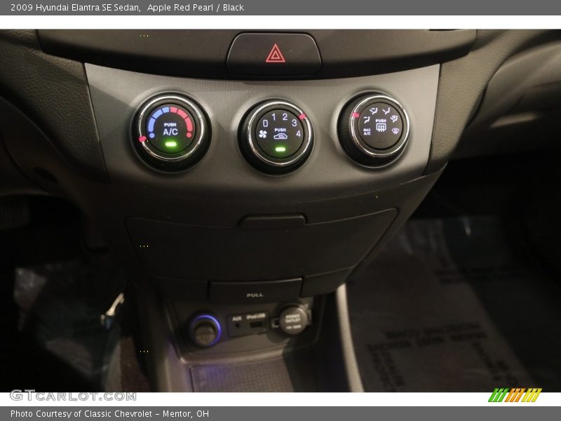 Apple Red Pearl / Black 2009 Hyundai Elantra SE Sedan