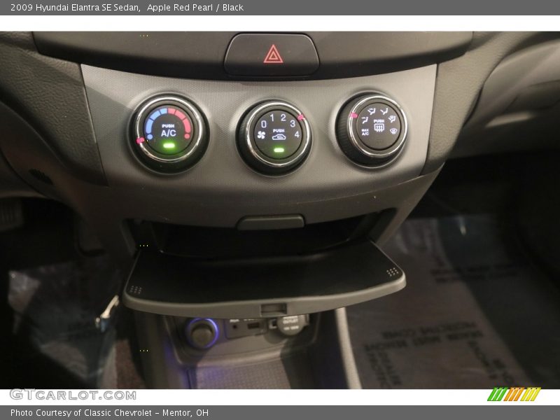 Apple Red Pearl / Black 2009 Hyundai Elantra SE Sedan