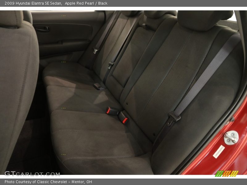 Apple Red Pearl / Black 2009 Hyundai Elantra SE Sedan