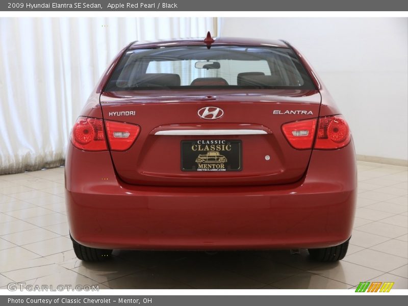 Apple Red Pearl / Black 2009 Hyundai Elantra SE Sedan