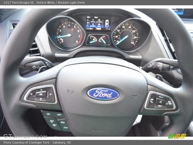 Oxford White / Medium Light Stone 2017 Ford Escape SE